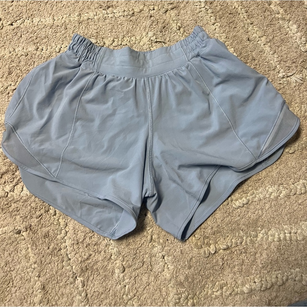 Lululemon Hotty Hot shorts 4”